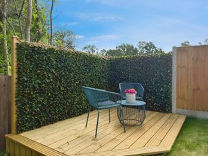 Photo 16- click for photo gallery